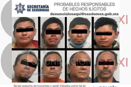 Aseguran predio donde escondían autobús robado en Toluca; hay 8 detenidos